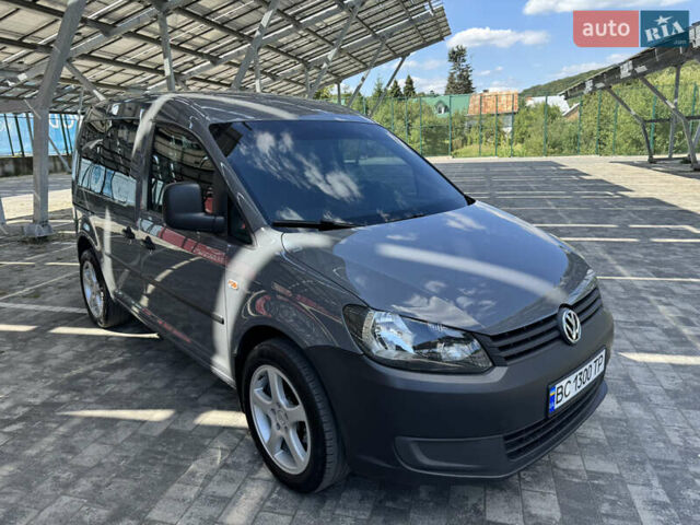 Серый Фольксваген Кадди, объемом двигателя 2 л и пробегом 385 тыс. км за 11200 $, фото 1 на Automoto.ua