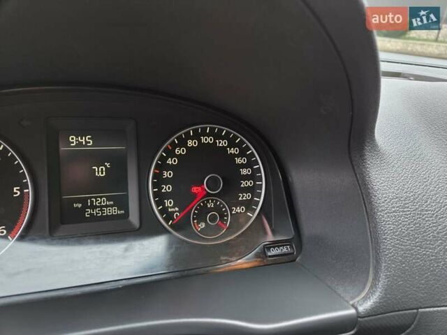 Сірий Фольксваген Кадді, об'ємом двигуна 1.6 л та пробігом 246 тис. км за 7200 $, фото 23 на Automoto.ua