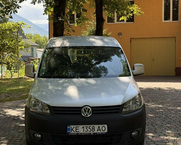 Серый Фольксваген Кадди, объемом двигателя 1.6 л и пробегом 218 тыс. км за 9950 $, фото 1 на Automoto.ua