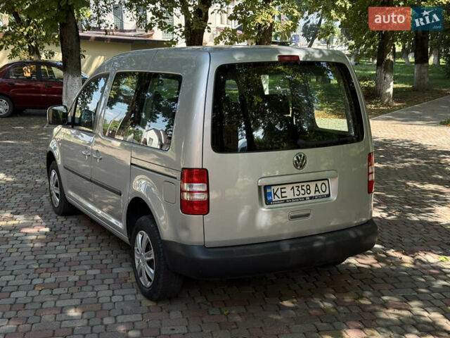Серый Фольксваген Кадди, объемом двигателя 1.6 л и пробегом 218 тыс. км за 9950 $, фото 20 на Automoto.ua
