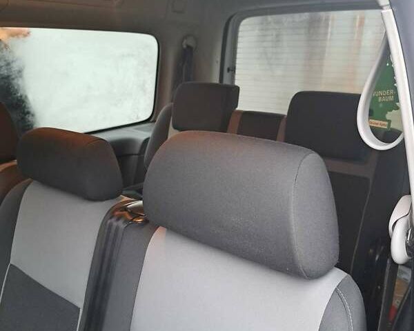 Серый Фольксваген Кадди, объемом двигателя 1.6 л и пробегом 198 тыс. км за 10837 $, фото 5 на Automoto.ua