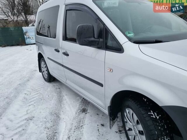 Серый Фольксваген Кадди, объемом двигателя 1.6 л и пробегом 270 тыс. км за 8999 $, фото 28 на Automoto.ua