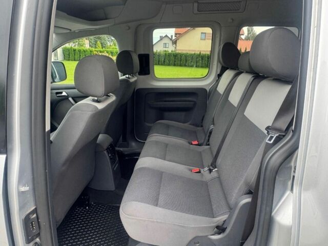 Сірий Фольксваген Кадді, об'ємом двигуна 1.6 л та пробігом 238 тис. км за 5400 $, фото 11 на Automoto.ua