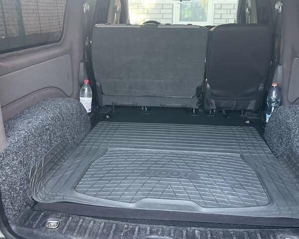 Фольксваген Кадди 2011 в Черкассах на Automoto.ua Серый Фольксваген Кадди, объемом двигателя 1.97 л и пробегом 100 тыс. км за 12500 $, фото 4 на Automoto.ua