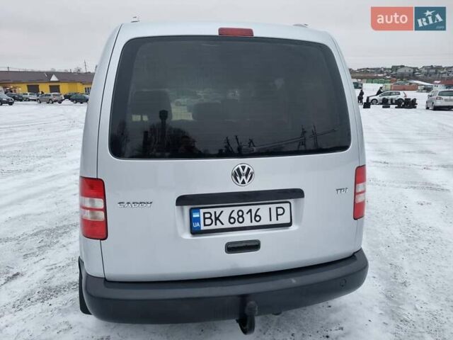 Серый Фольксваген Кадди, объемом двигателя 1.6 л и пробегом 270 тыс. км за 8999 $, фото 5 на Automoto.ua