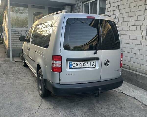 Фольксваген Кадди 2011 в Черкассах на Automoto.ua Серый Фольксваген Кадди, объемом двигателя 1.97 л и пробегом 100 тыс. км за 12500 $, фото 2 на Automoto.ua