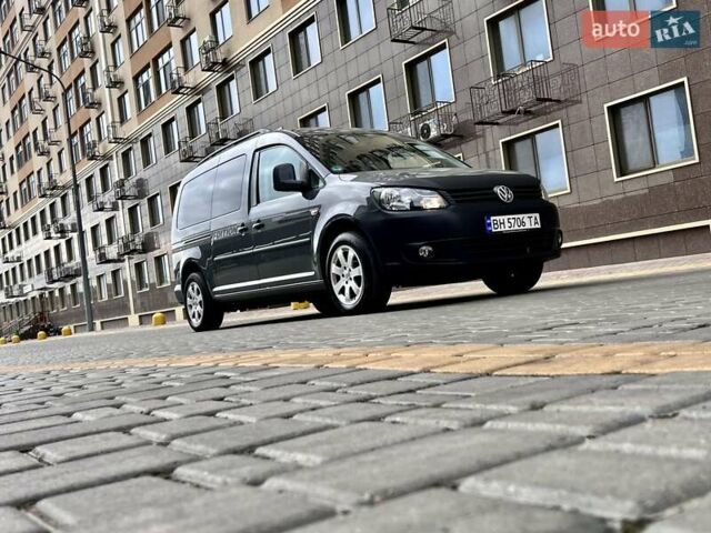 Сірий Фольксваген Кадді, об'ємом двигуна 1.6 л та пробігом 269 тис. км за 11500 $, фото 3 на Automoto.ua