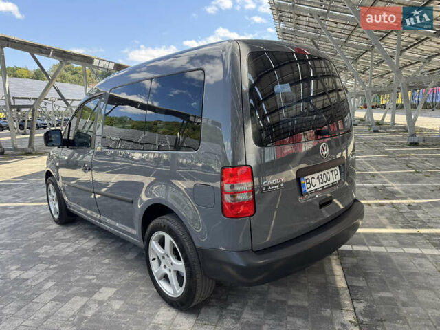 Серый Фольксваген Кадди, объемом двигателя 2 л и пробегом 385 тыс. км за 10500 $, фото 5 на Automoto.ua