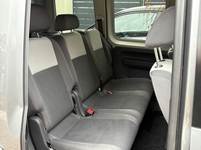 Серый Фольксваген Кадди, объемом двигателя 2 л и пробегом 215 тыс. км за 2550 $, фото 5 на Automoto.ua