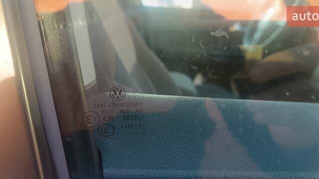 Сірий Фольксваген Кадді, об'ємом двигуна 1.6 л та пробігом 187 тис. км за 10100 $, фото 13 на Automoto.ua