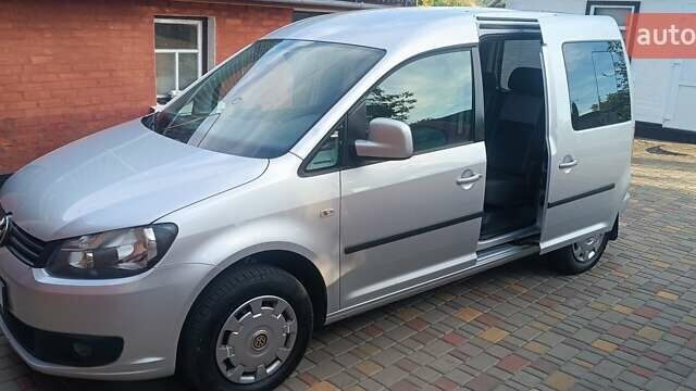 Сірий Фольксваген Кадді, об'ємом двигуна 1.6 л та пробігом 187 тис. км за 10100 $, фото 7 на Automoto.ua