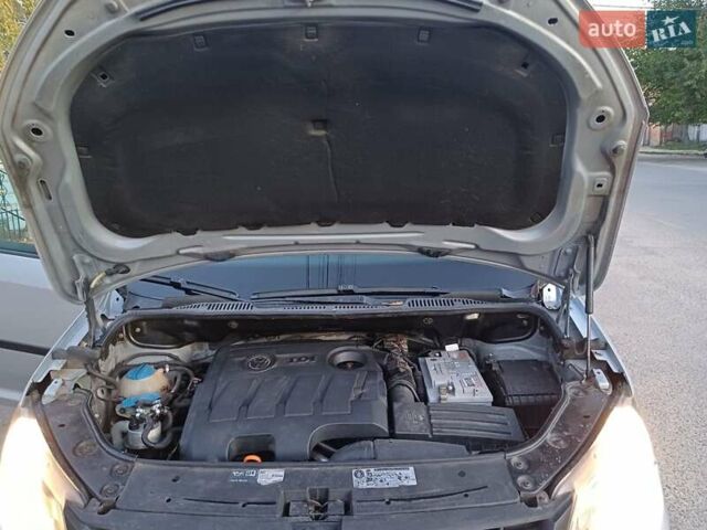 Сірий Фольксваген Кадді, об'ємом двигуна 1.6 л та пробігом 235 тис. км за 9800 $, фото 11 на Automoto.ua