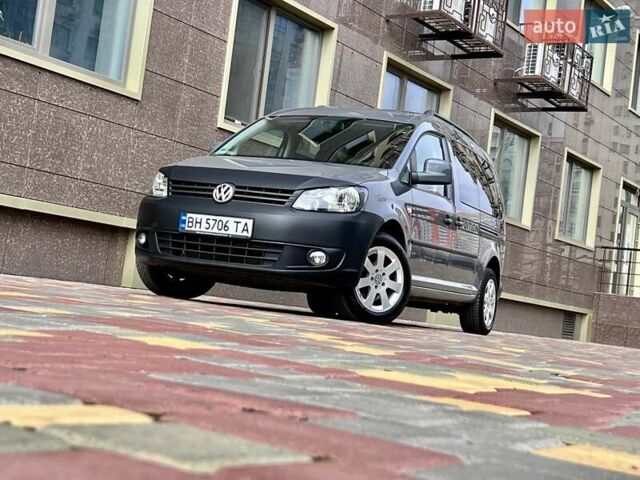 Сірий Фольксваген Кадді, об'ємом двигуна 1.6 л та пробігом 269 тис. км за 11500 $, фото 46 на Automoto.ua