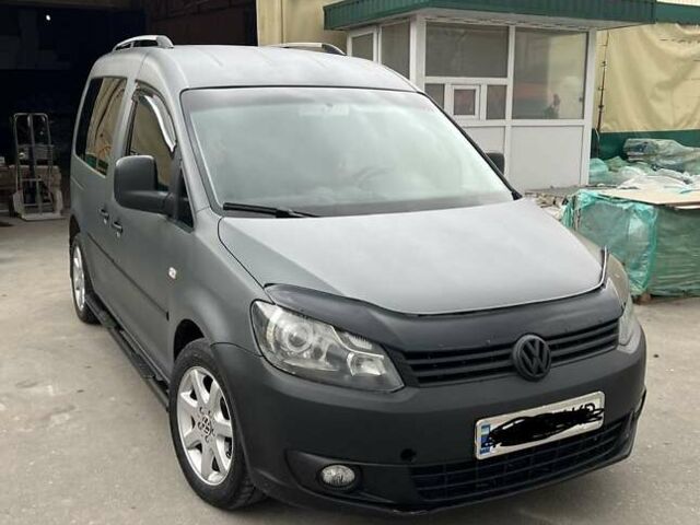 Серый Фольксваген Кадди, объемом двигателя 1.6 л и пробегом 360 тыс. км за 8200 $, фото 5 на Automoto.ua