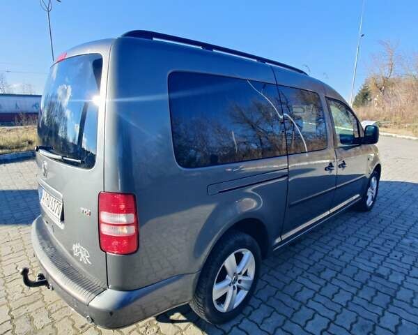 Серый Фольксваген Кадди, объемом двигателя 1.6 л и пробегом 293 тыс. км за 12600 $, фото 28 на Automoto.ua