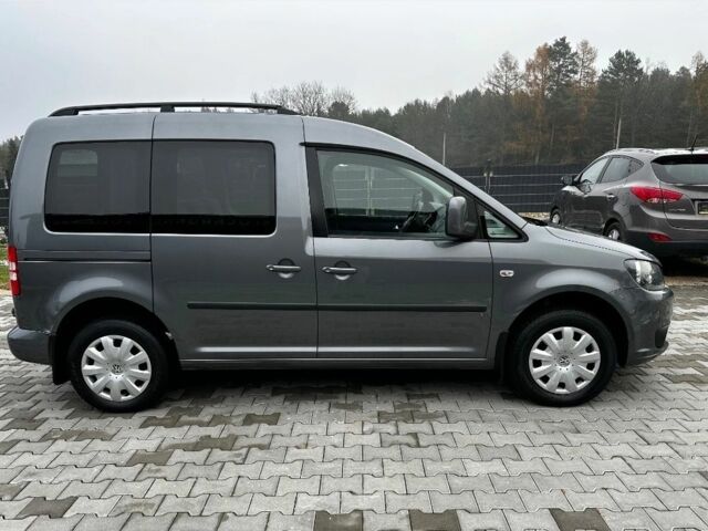 Сірий Фольксваген Кадді, об'ємом двигуна 2 л та пробігом 186 тис. км за 2850 $, фото 1 на Automoto.ua