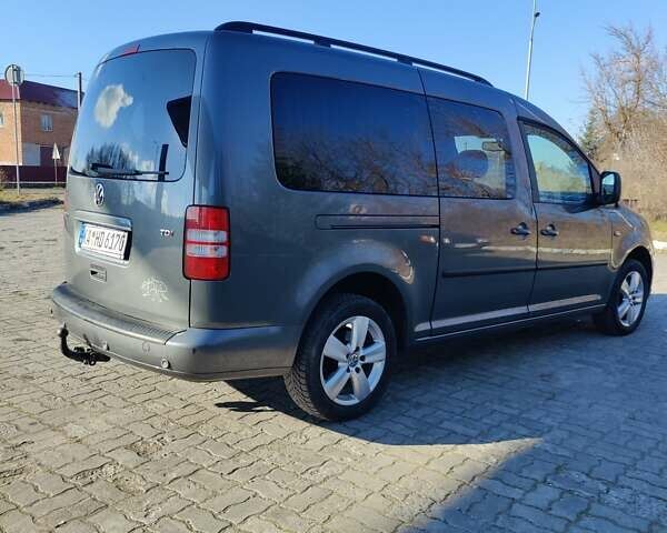 Серый Фольксваген Кадди, объемом двигателя 1.6 л и пробегом 293 тыс. км за 12600 $, фото 30 на Automoto.ua