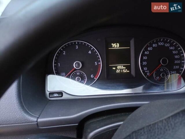 Серый Фольксваген Кадди, объемом двигателя 1.6 л и пробегом 221 тыс. км за 7400 $, фото 4 на Automoto.ua