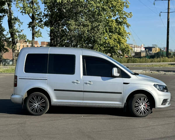 Серый Фольксваген Кадди, объемом двигателя 1.6 л и пробегом 278 тыс. км за 10950 $, фото 5 на Automoto.ua