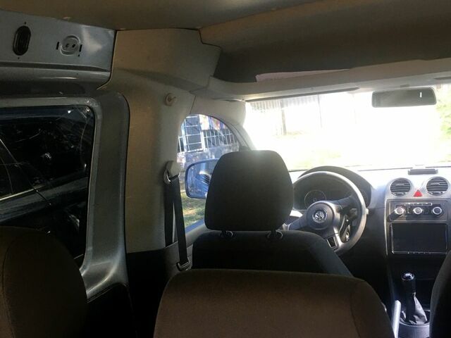 Серый Фольксваген Кадди, объемом двигателя 1.2 л и пробегом 310 тыс. км за 6000 $, фото 1 на Automoto.ua