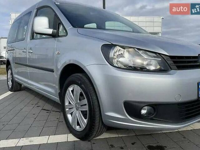 Серый Фольксваген Кадди, объемом двигателя 1.6 л и пробегом 317 тыс. км за 10800 $, фото 1 на Automoto.ua