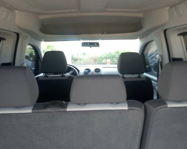 Сірий Фольксваген Кадді, об'ємом двигуна 1.6 л та пробігом 240 тис. км за 11400 $, фото 10 на Automoto.ua