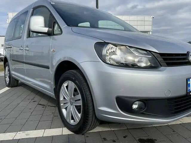 Серый Фольксваген Кадди, объемом двигателя 1.6 л и пробегом 317 тыс. км за 10800 $, фото 1 на Automoto.ua