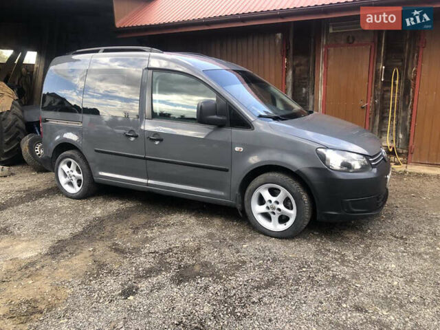 Сірий Фольксваген Кадді, об'ємом двигуна 1.6 л та пробігом 247 тис. км за 7900 $, фото 12 на Automoto.ua