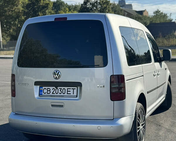 Серый Фольксваген Кадди, объемом двигателя 1.6 л и пробегом 278 тыс. км за 10950 $, фото 3 на Automoto.ua