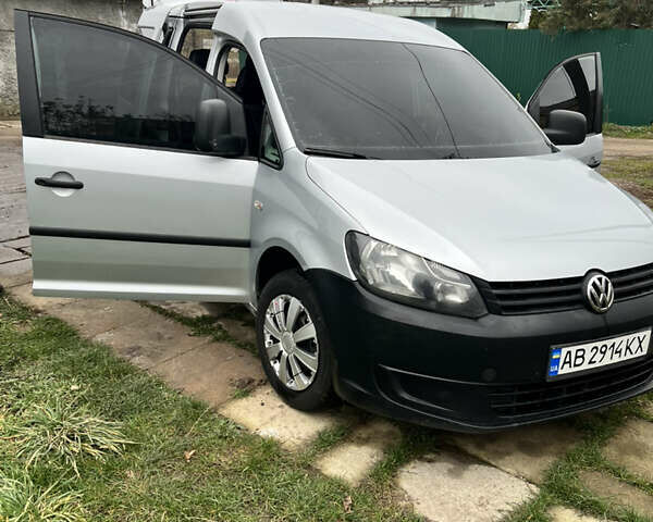 Серый Фольксваген Кадди, объемом двигателя 1.2 л и пробегом 241 тыс. км за 7100 $, фото 9 на Automoto.ua