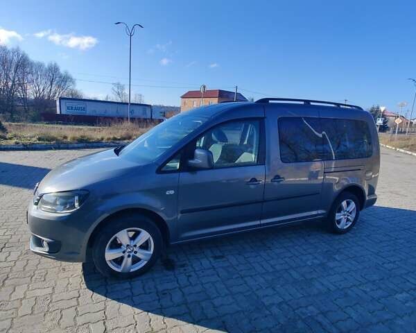 Серый Фольксваген Кадди, объемом двигателя 1.6 л и пробегом 293 тыс. км за 12600 $, фото 5 на Automoto.ua