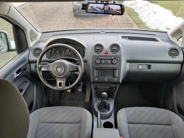 Сірий Фольксваген Кадді, об'ємом двигуна 2 л та пробігом 237 тис. км за 3100 $, фото 9 на Automoto.ua