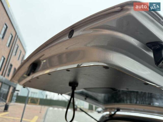 Серый Фольксваген Кадди, объемом двигателя 1.6 л и пробегом 224 тыс. км за 12700 $, фото 71 на Automoto.ua