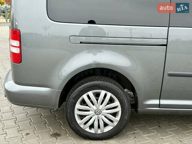 Серый Фольксваген Кадди, объемом двигателя 1.6 л и пробегом 267 тыс. км за 11700 $, фото 17 на Automoto.ua