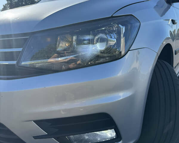 Серый Фольксваген Кадди, объемом двигателя 1.6 л и пробегом 278 тыс. км за 10950 $, фото 19 на Automoto.ua