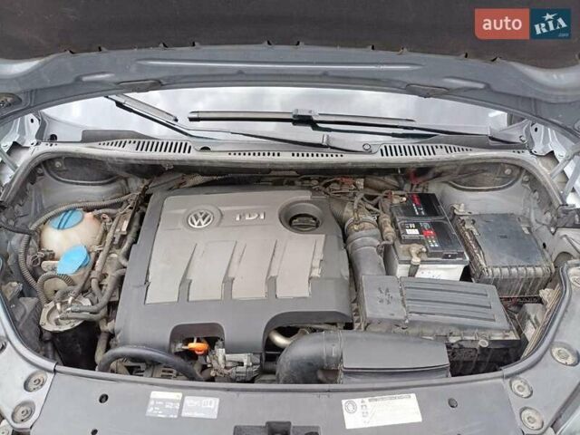 Сірий Фольксваген Кадді, об'ємом двигуна 2 л та пробігом 177 тис. км за 11300 $, фото 14 на Automoto.ua