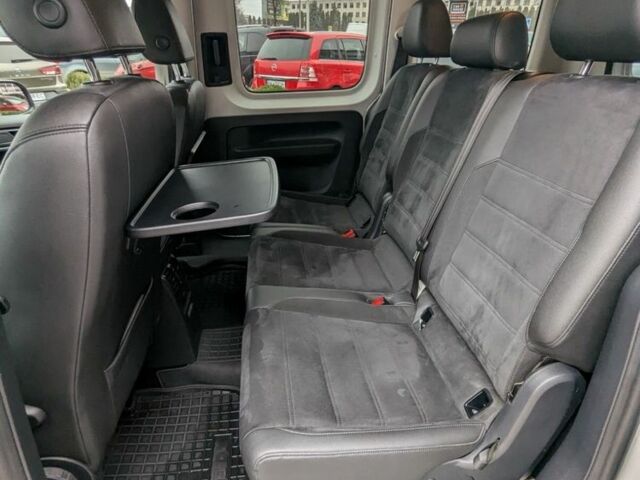 Сірий Фольксваген Кадді, об'ємом двигуна 1.6 л та пробігом 140 тис. км за 15500 $, фото 6 на Automoto.ua