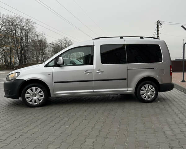 Серый Фольксваген Кадди, объемом двигателя 1.6 л и пробегом 224 тыс. км за 12700 $, фото 4 на Automoto.ua