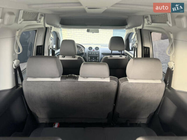 Сірий Фольксваген Кадді, об'ємом двигуна 1.6 л та пробігом 260 тис. км за 12850 $, фото 27 на Automoto.ua