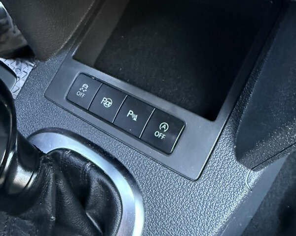 Серый Фольксваген Кадди, объемом двигателя 1.97 л и пробегом 260 тыс. км за 12800 $, фото 13 на Automoto.ua