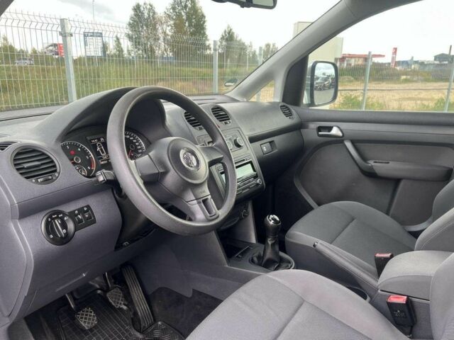 Сірий Фольксваген Кадді, об'ємом двигуна 1.6 л та пробігом 248 тис. км за 6950 $, фото 14 на Automoto.ua