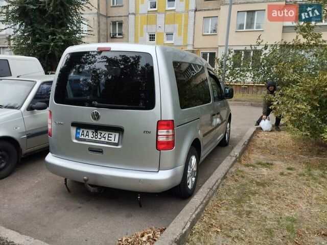 Серый Фольксваген Кадди, объемом двигателя 1.6 л и пробегом 250 тыс. км за 8500 $, фото 9 на Automoto.ua