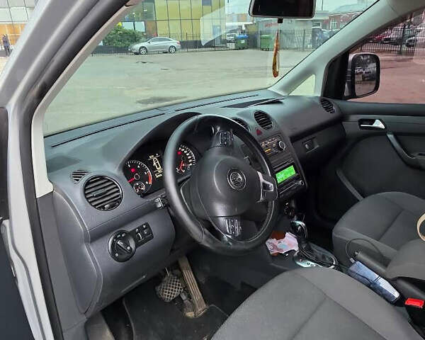 Сірий Фольксваген Кадді, об'ємом двигуна 1.6 л та пробігом 320 тис. км за 10000 $, фото 6 на Automoto.ua