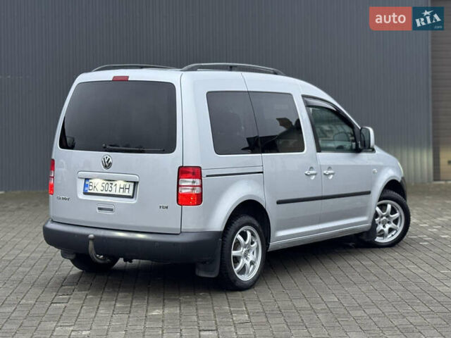 Серый Фольксваген Кадди, объемом двигателя 1.6 л и пробегом 172 тыс. км за 11000 $, фото 7 на Automoto.ua