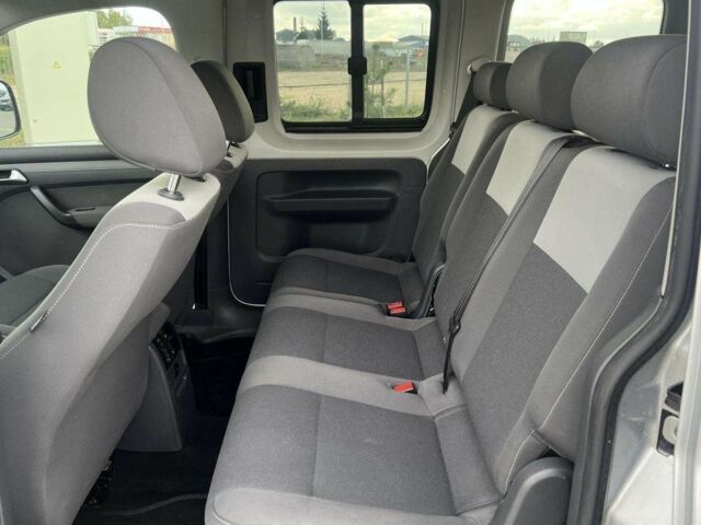 Сірий Фольксваген Кадді, об'ємом двигуна 1.6 л та пробігом 248 тис. км за 6950 $, фото 12 на Automoto.ua