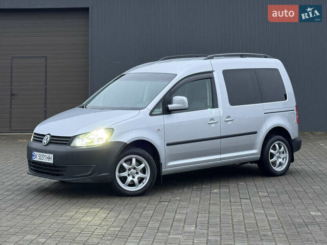 Серый Фольксваген Кадди, объемом двигателя 1.6 л и пробегом 172 тыс. км за 11000 $, фото 2 на Automoto.ua