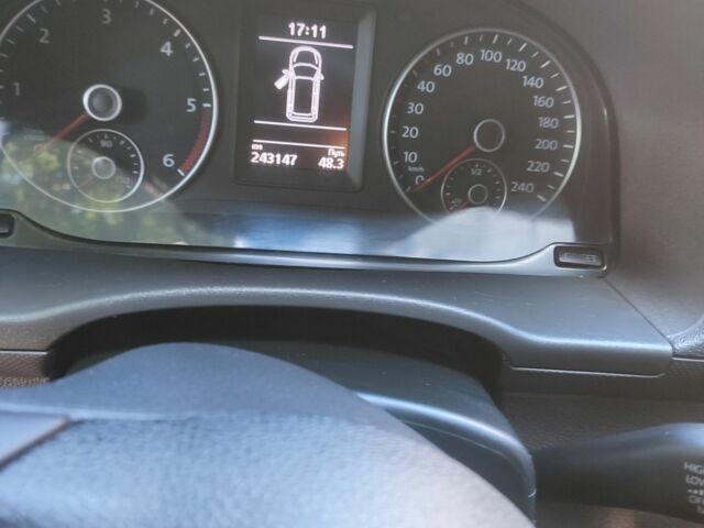 Сірий Фольксваген Кадді, об'ємом двигуна 2 л та пробігом 243 тис. км за 11500 $, фото 7 на Automoto.ua