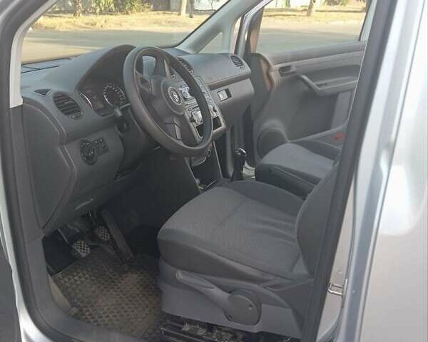 Сірий Фольксваген Кадді, об'ємом двигуна 1.6 л та пробігом 220 тис. км за 13700 $, фото 11 на Automoto.ua