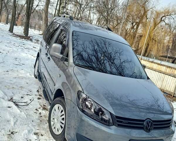 Серый Фольксваген Кадди, объемом двигателя 1.6 л и пробегом 125 тыс. км за 13500 $, фото 21 на Automoto.ua
