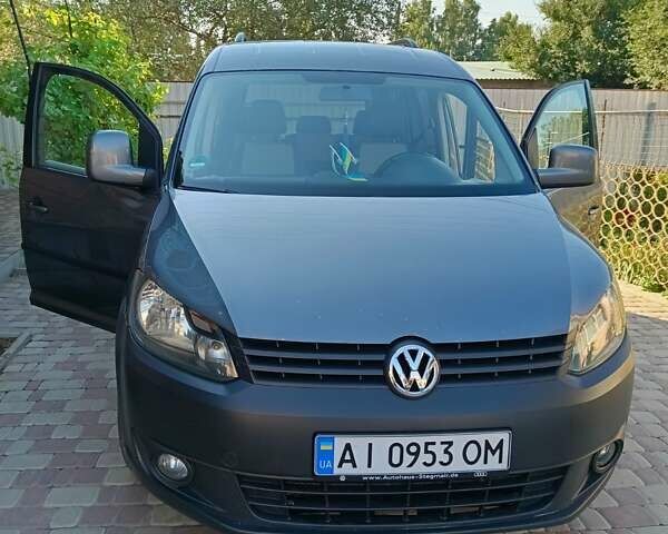 Серый Фольксваген Кадди, объемом двигателя 1.6 л и пробегом 280 тыс. км за 10000 $, фото 5 на Automoto.ua